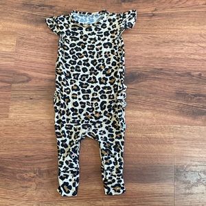Posh Peanut Lana Leopard romper 9-12m